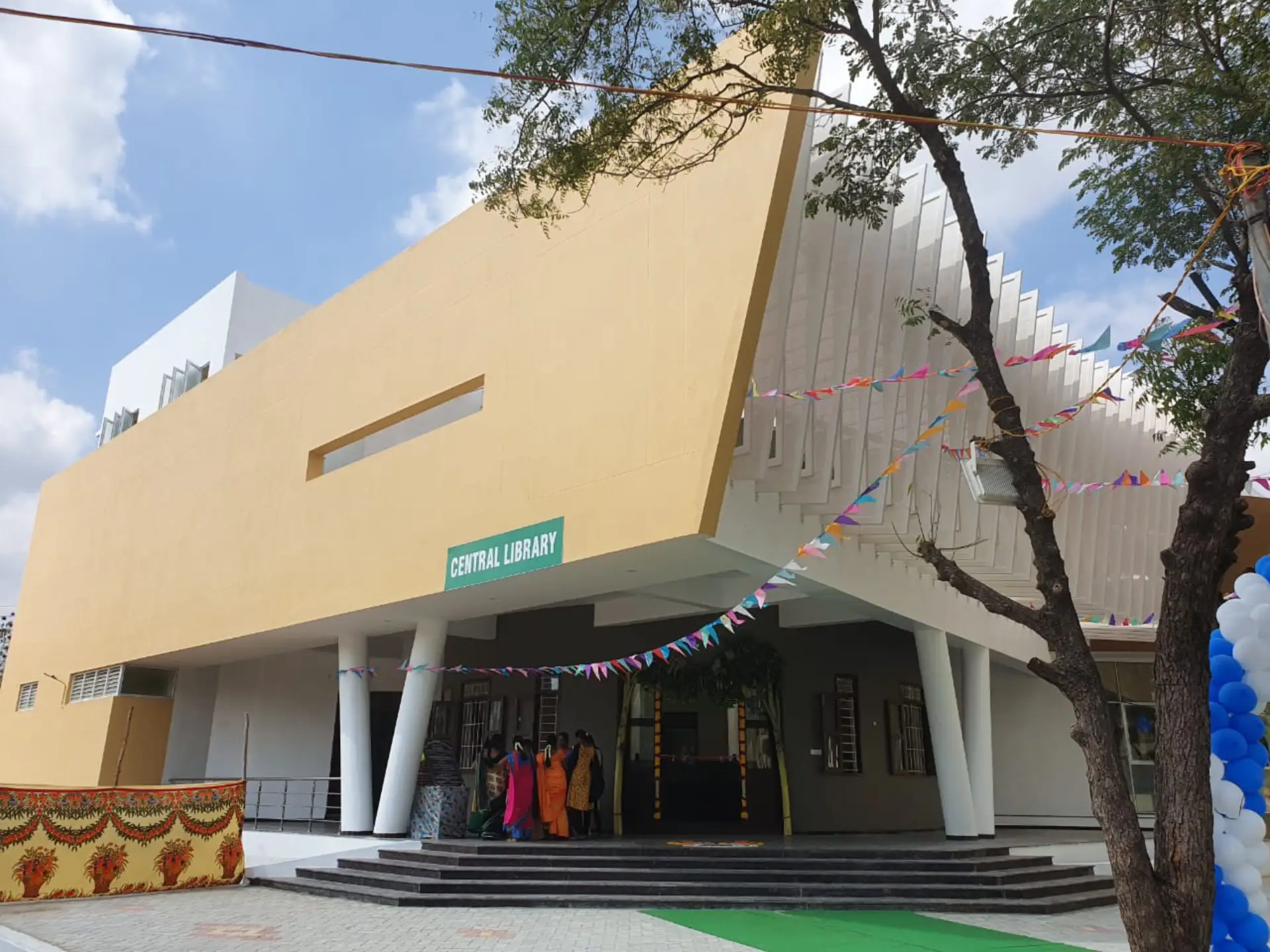Kaliswari college Library Block